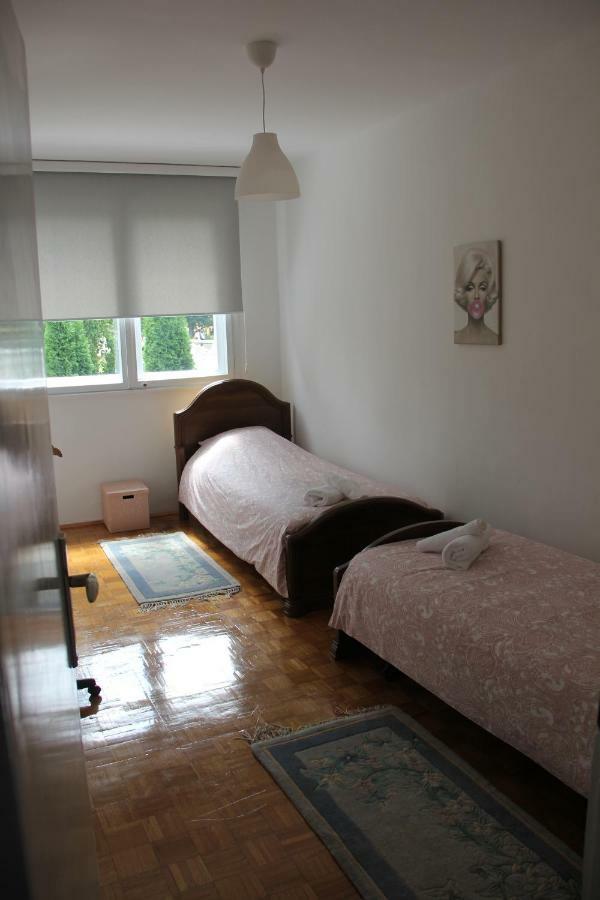 Apartman Kej Pirot Extérieur photo