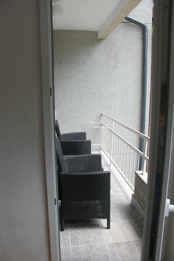 Apartman Kej Pirot Extérieur photo